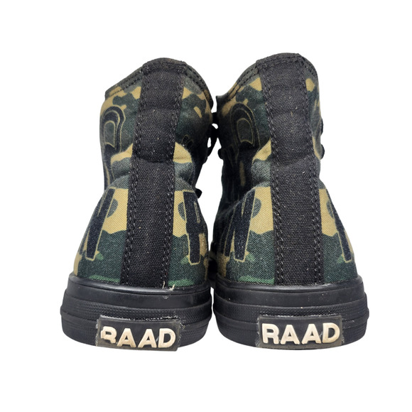 Athletic_Shoes